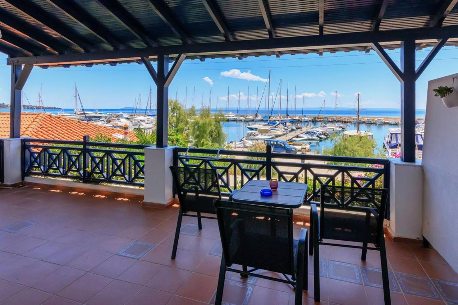 דירות Nikiti Seafront Blue מראה חיצוני תמונה